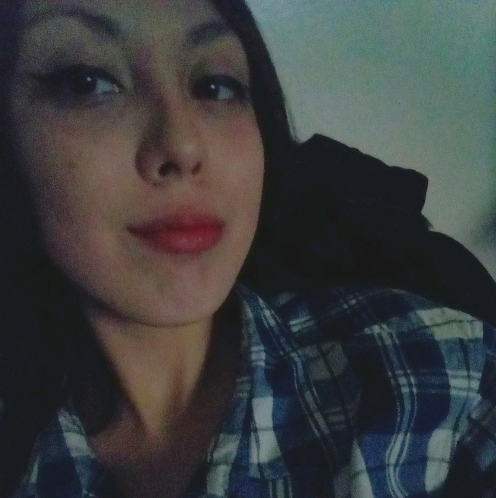 Meet your Posher, Leena